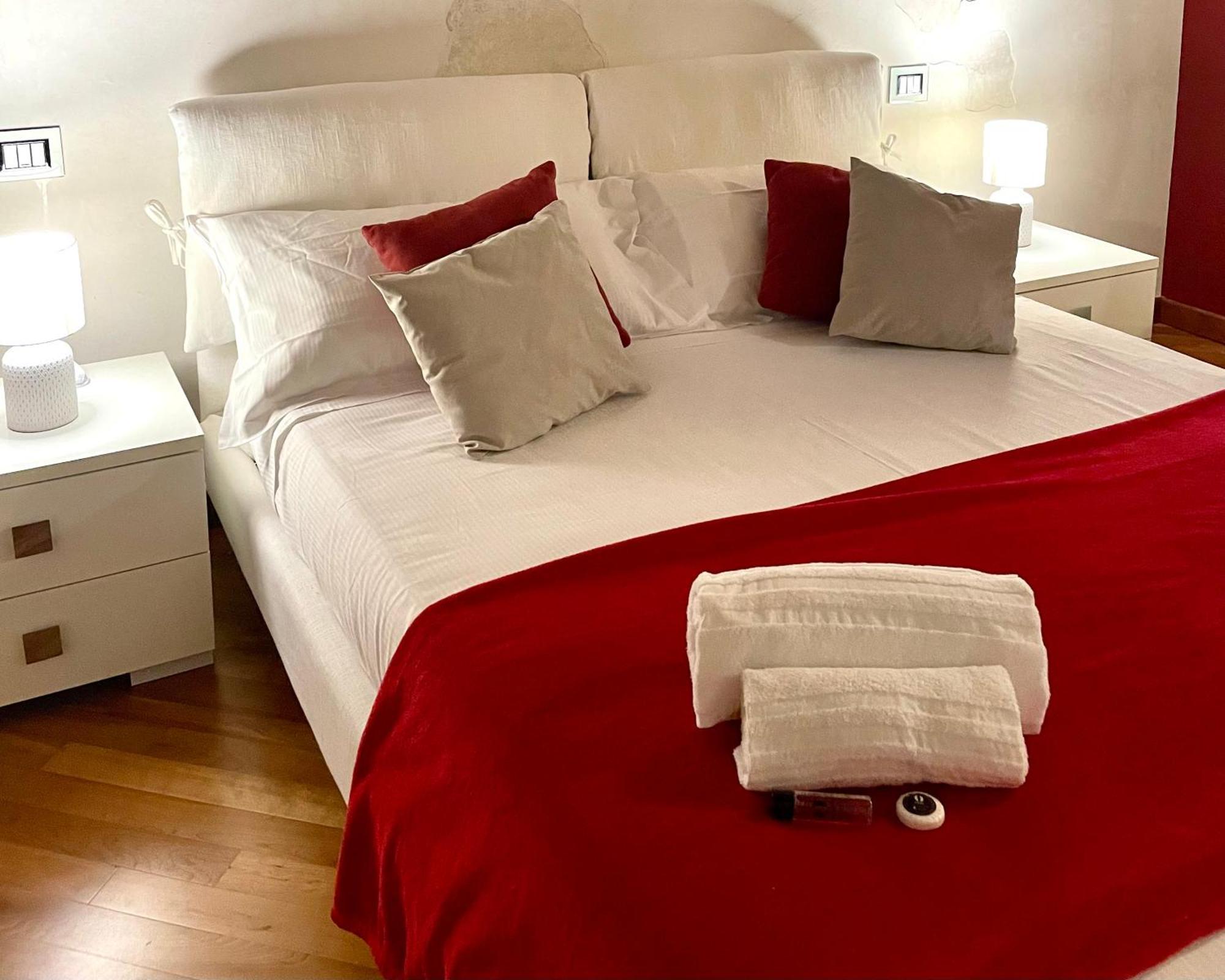 Magnolia Home - Piazza Delle Erbe Werona Zewnętrze zdjęcie